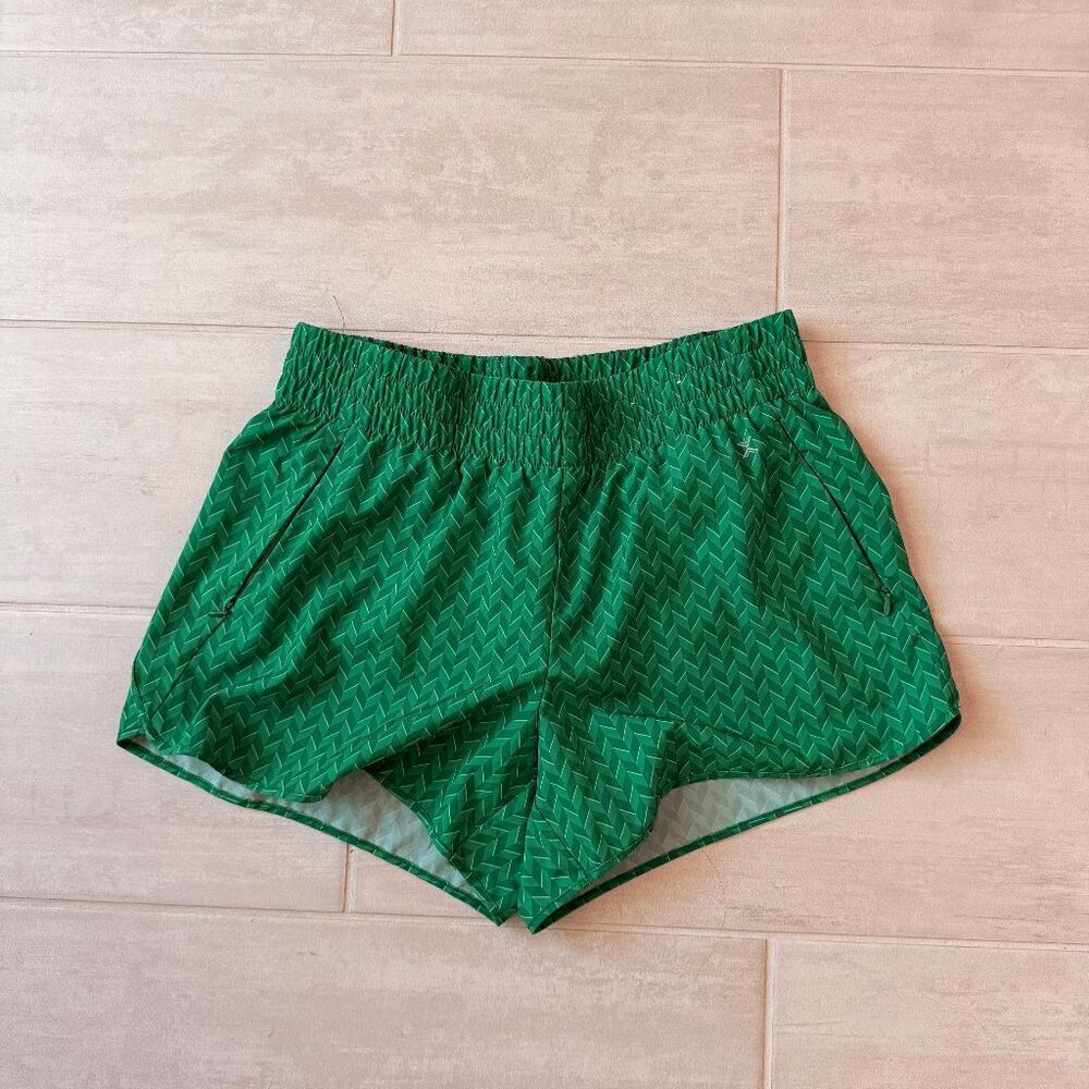 Xersion Green Athletic Running Shorts With Zipper Pockets 3.75" Geometric Medium